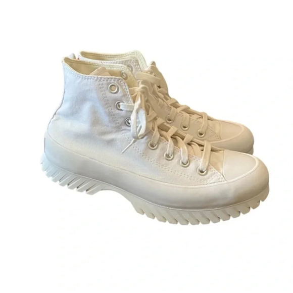 Converse White Chuck Taylor All Star Lugged 2.0 Platform Unisex - Picture 1 of 9